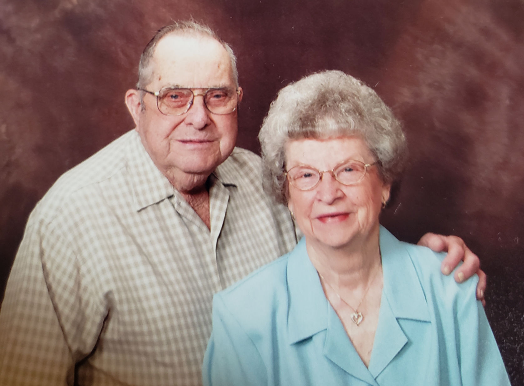 Wendell and Norma Kindred.jpg